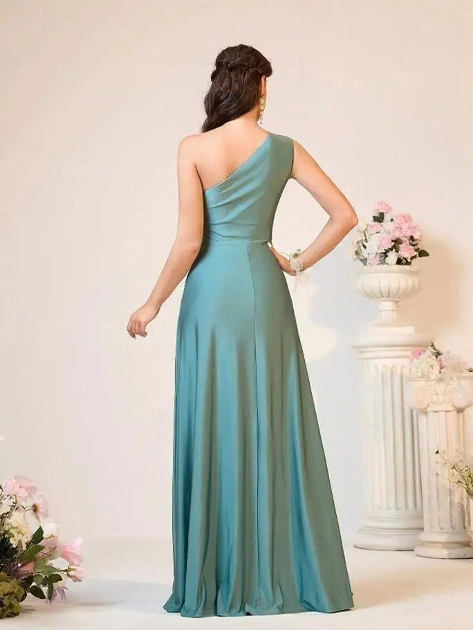 European and American Evening Dresses, Women's Banquet Wear New Products, Backless Fashion Temperament, Adult Evening Dresses